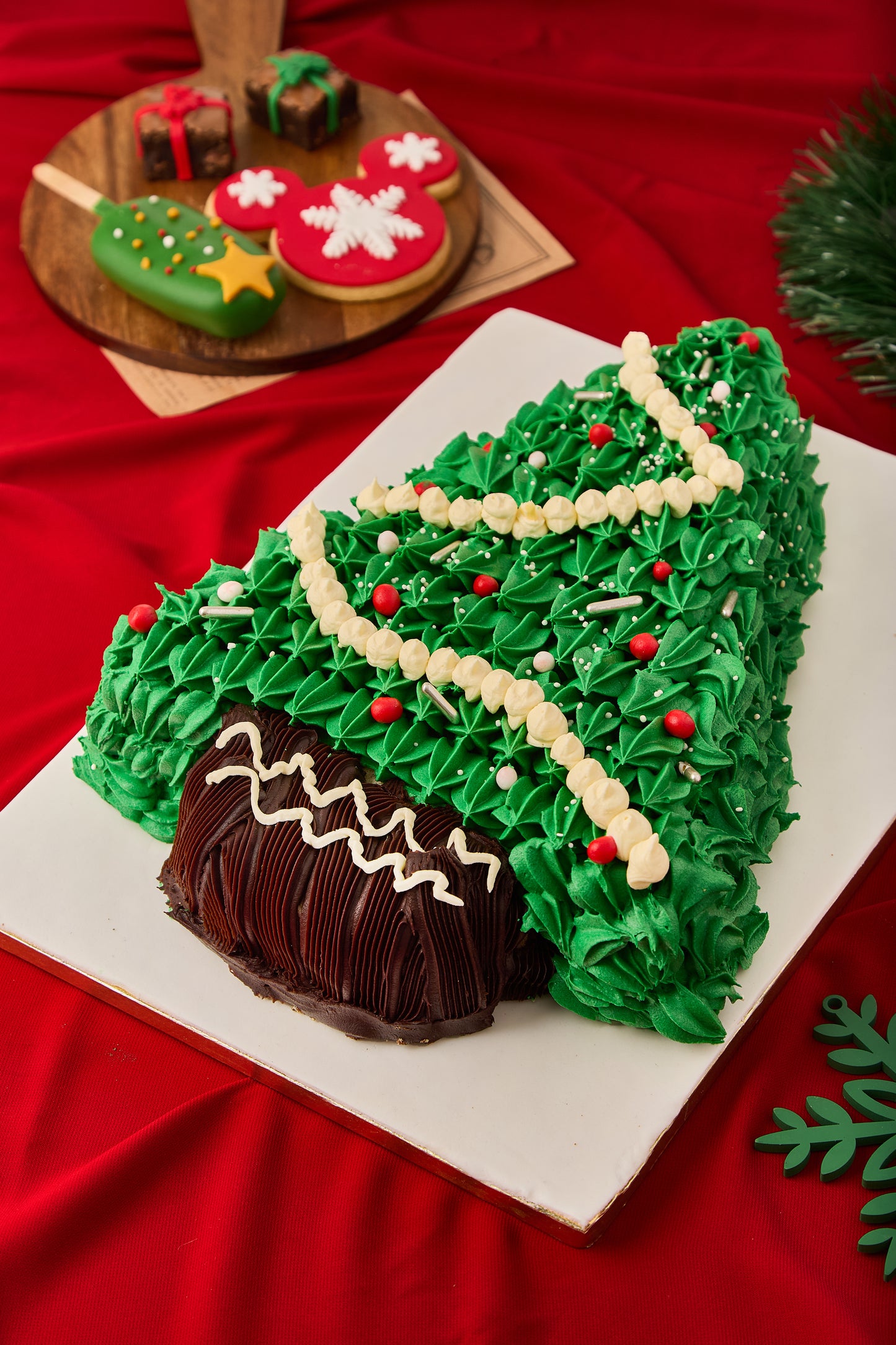 Holiday Evergreen Cake